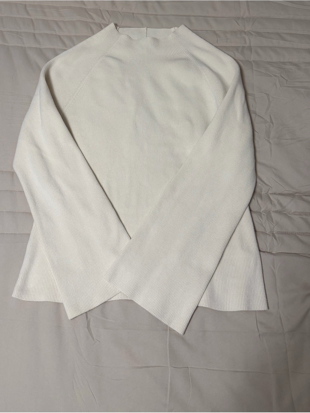 Banana Republic Cream Ribbed Turtleneck Sweater